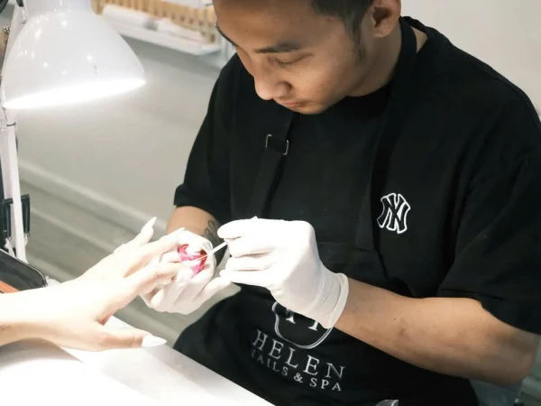 helen-nails-spa-jersey-city-manicure-service